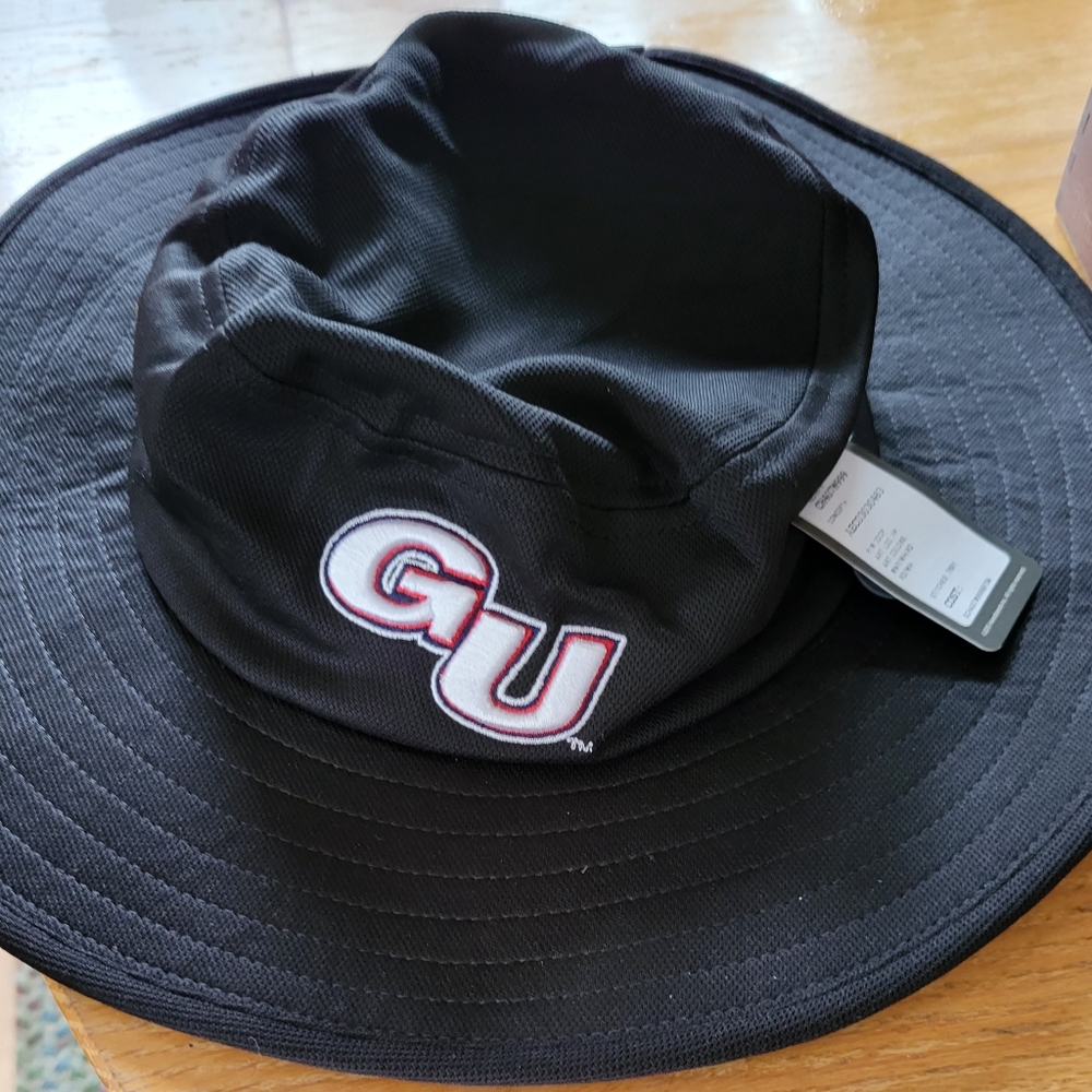 NCAA final 4 basketballGonzaga University GU Bucket hat with logo Champion black